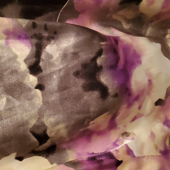 3/$30 London Times Satiny Dress with Belt and Peplum - Picture 2 of 7